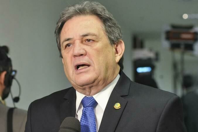 Imagem de compartilhamento para o artigo MDB de Mato Grosso do Sul deve apoiar reeleição de Eduardo Riedel em 2026 da MS Todo dia